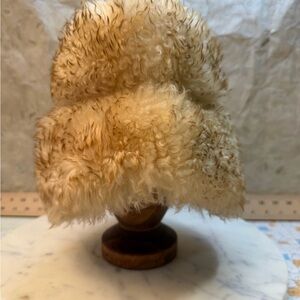 Vintage lamb skin Hat hand made Italy